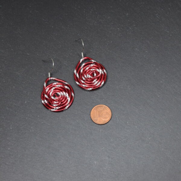 Set Kette und Ohrhänger aus Aluminiumdraht - rot – Bild 4