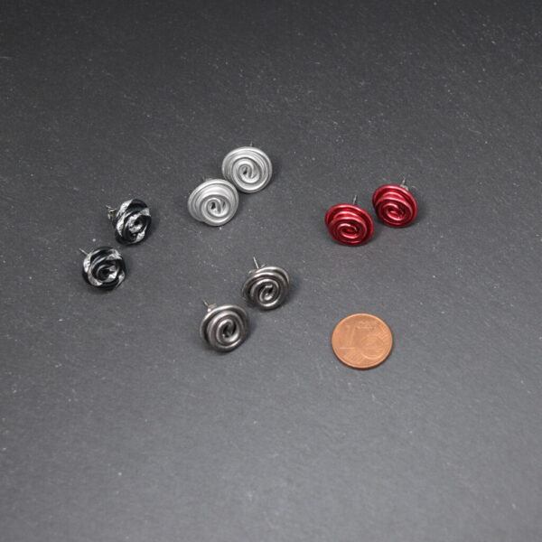 Ohrstecker Kringel aus Aluminiumdraht – Bild 2