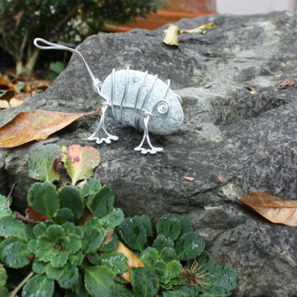 Stein-Gecko aus Aludraht – Bild 2